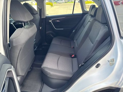 Certified 2025 Toyota RAV4 XLE AWD/4WD image 25