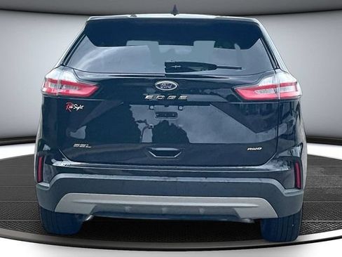 Used 2024 Ford Edge SEL w/ Convenience Package AWD/4WD image 5