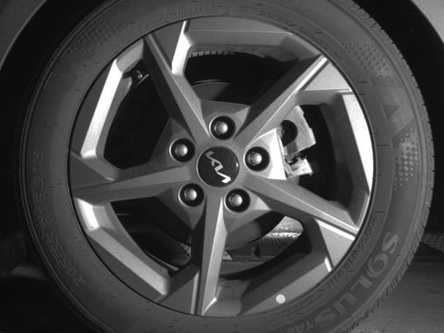 Used 2025 Kia K4 LXS image 14