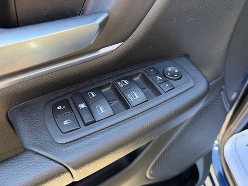 Used 2023 RAM 1500 Big Horn AWD/4WD image 18