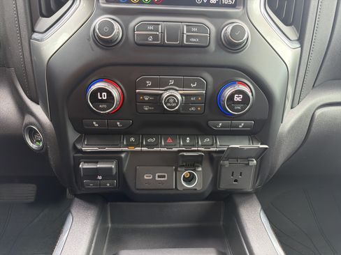 Used 2021 Chevrolet Silverado 1500 RST w/ Convenience Package II AWD/4WD image 23