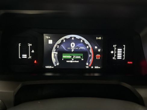 Used 2025 Toyota 4Runner SR5 AWD/4WD image 21