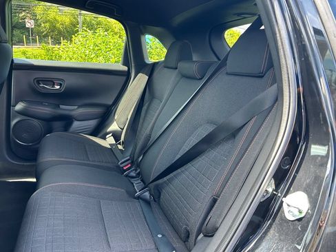 Used 2025 Honda HR-V Sport image 30