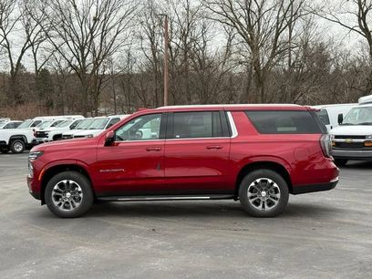 New 2026 Chevrolet Suburban LT w/ Comfort Package