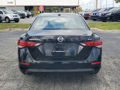 Used 2021 Nissan Sentra SV image 5