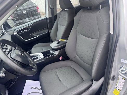 Used 2024 Toyota RAV4 XLE image 18