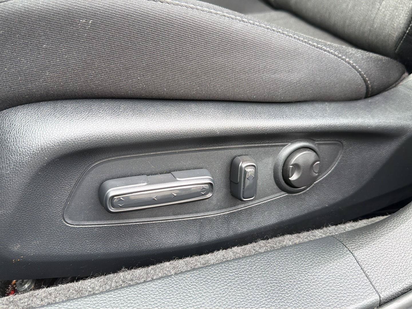 Used 2023 Honda Accord EX image 18