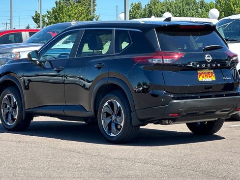Used 2024 Nissan Rogue SV AWD/4WD image 6