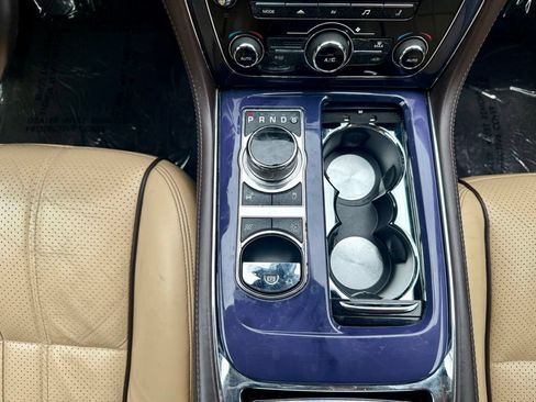 Used 2013 Jaguar XJ L Portfolio AWD/4WD image 18