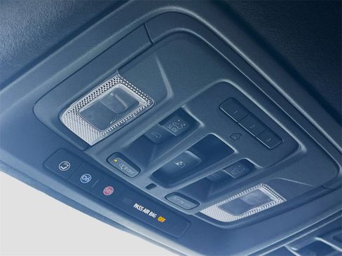 Used 2023 GMC Sierra 1500 Denali Ultimate image 21