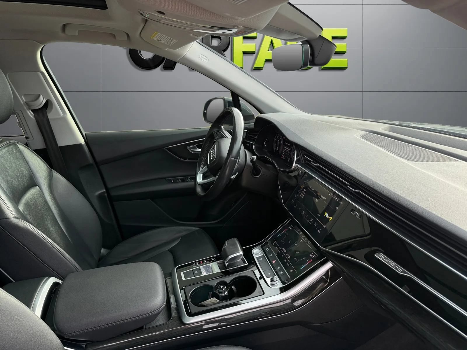 Used 2020 Audi Q7 3.0T Premium w/ Convenience Package AWD/4WD image 23