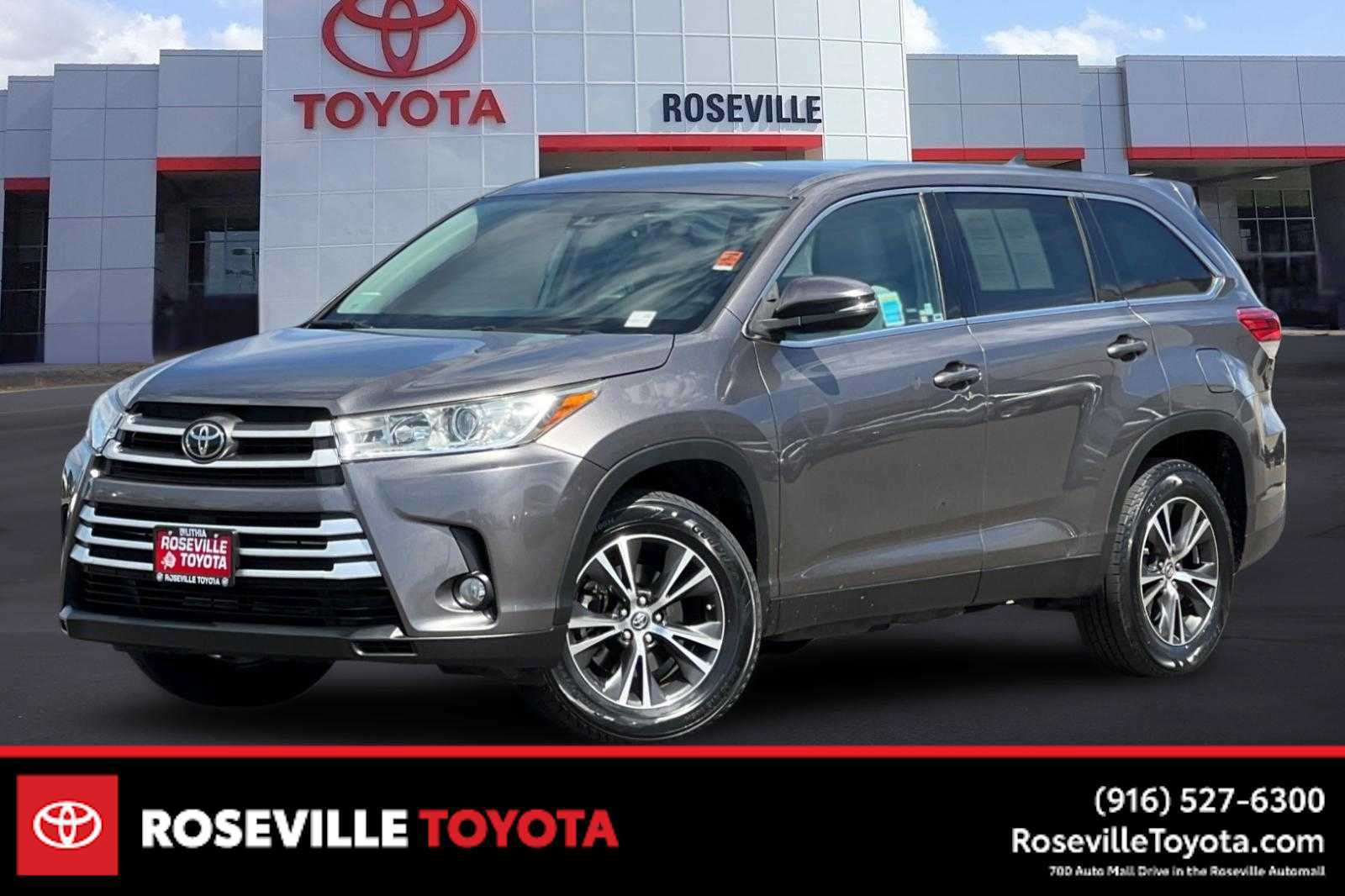Certified 2019 Toyota Highlander Plus FWD image 1