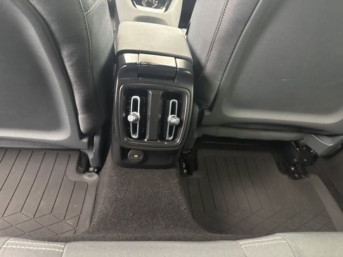 Used 2022 Polestar Polestar 2 image 30