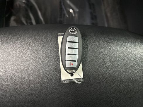 Used 2023 Nissan Altima 2.5 SR w/ SR Premium Package AWD/4WD image 38