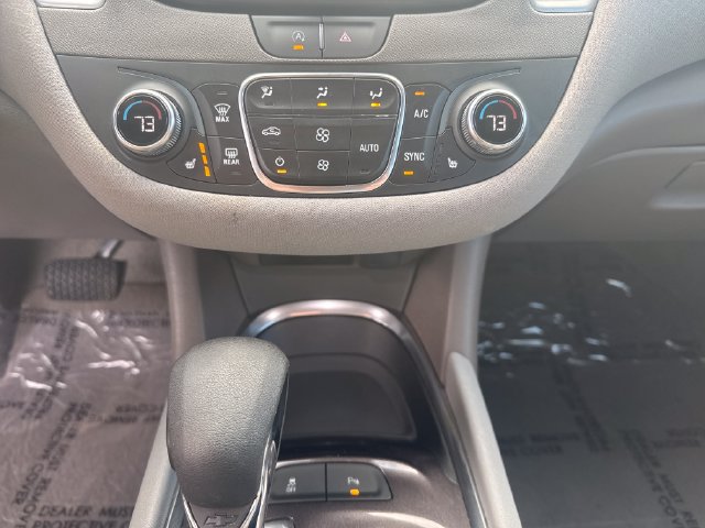 Used 2025 Chevrolet Malibu LT FWD image 21