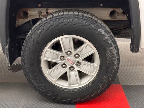 Used 2016 GMC Sierra 1500 SLE w/ SLE Value Package image 21