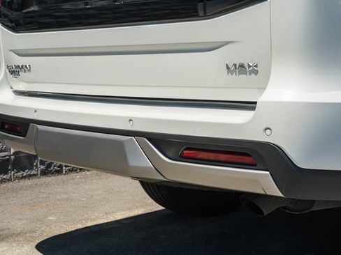 New 2025 Ford Expedition Max Platinum w/ Platinum Ultimate Package AWD/4WD image 11