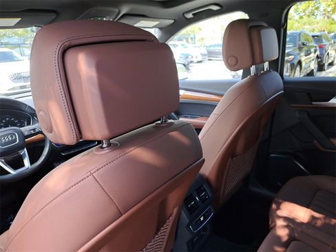 Used 2023 Audi Q5 2.0T Premium w/ Convenience Package image 26