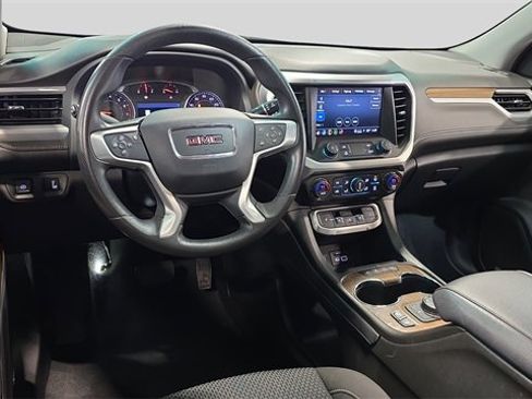 Used 2023 GMC Acadia SLE w/ Driver Convenience Package image 17