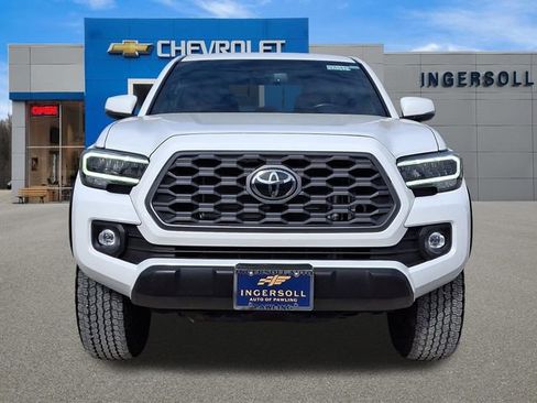 Used 2023 Toyota Tacoma TRD Off-Road AWD/4WD image 23