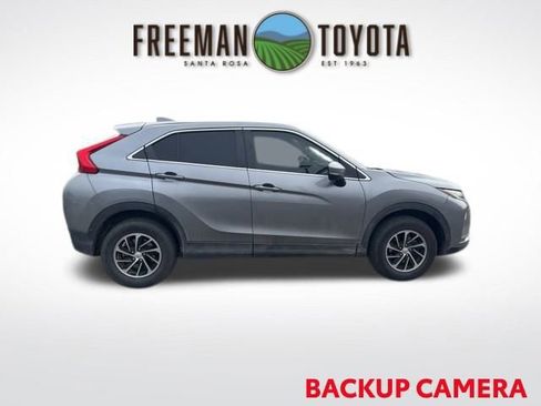 Used 2020 Mitsubishi Eclipse Cross ES image 3