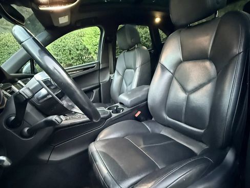 Used 2015 Porsche Macan S image 17