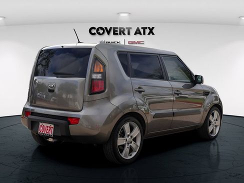 Used 2011 Kia Soul ! image 7