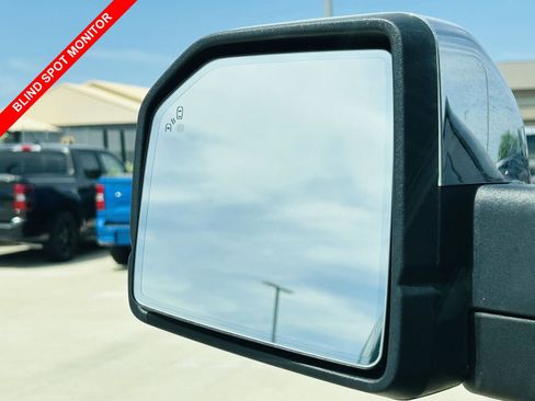 Used 2015 Ford F150 Lariat AWD/4WD image 6