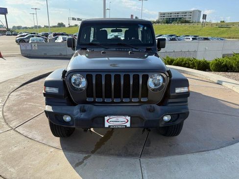 Used 2021 Jeep Wrangler Unlimited Sport image 11