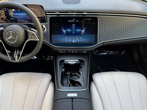 New 2026 Mercedes-Benz E 350 Sedan image 3