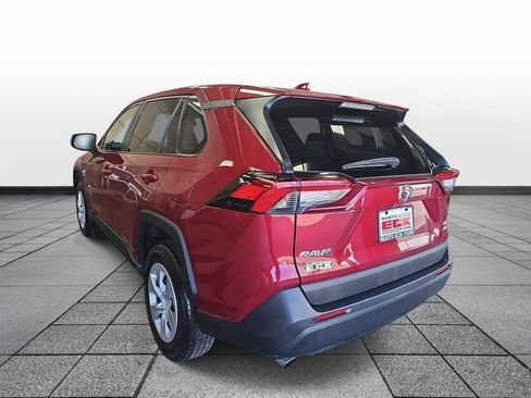 Used 2024 Toyota RAV4 LE AWD/4WD image 7