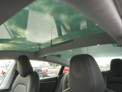 Used 2025 Tesla Model 3 Long Range RWD image 11