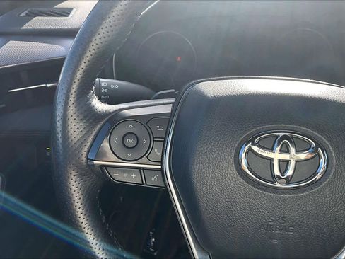 Used 2019 Toyota Avalon Touring image 23