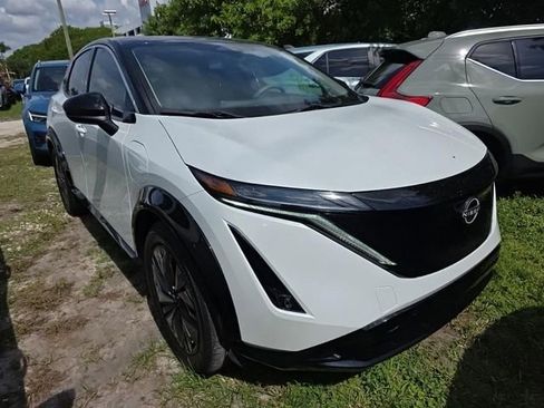Certified 2024 Nissan Ariya FWD image 1