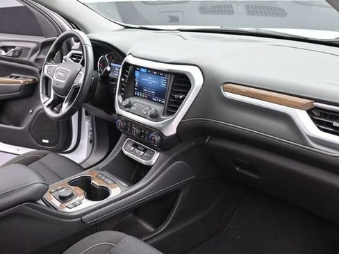 Used 2023 GMC Acadia SLE w/ Driver Convenience Package FWD image 30