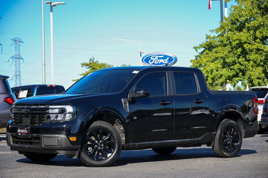 Used 2024 Ford Maverick Lariat w/ Black Appearance Package AWD/4WD image 1