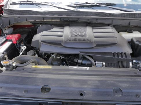 Used 2021 Nissan Titan PRO-4X w/ Pro-4x Convenience Package AWD/4WD image 31