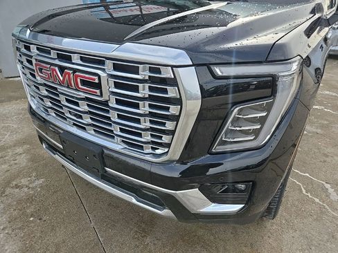 Used 2025 GMC Yukon Denali image 16