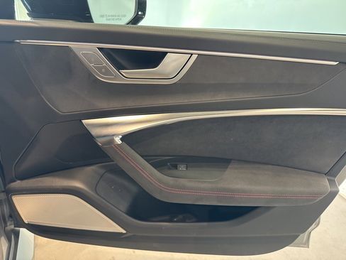 Used 2024 Audi RS 6 performance image 38