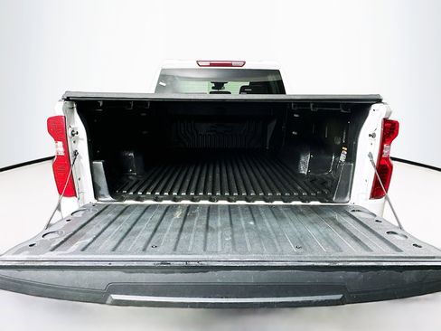 Used 2022 Chevrolet Silverado 1500 LT image 28