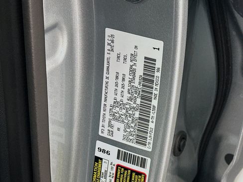 Used 2025 Toyota Tacoma TRD Off-Road AWD/4WD image 12