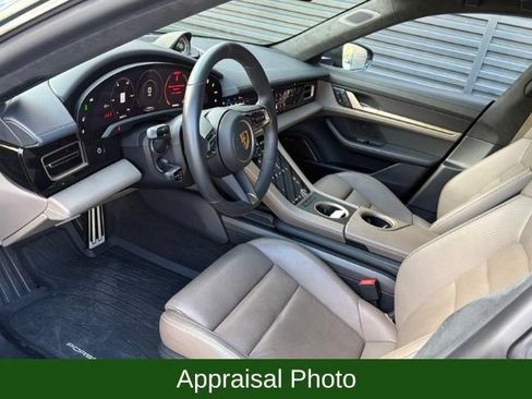Certified 2022 Porsche Taycan Cross Turismo AWD/4WD image 5