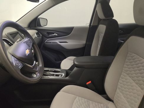 Used 2019 Chevrolet Equinox LS FWD image 17