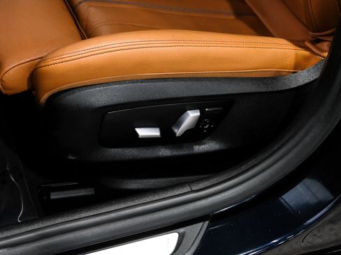 Used 2018 BMW 530i RWD image 42