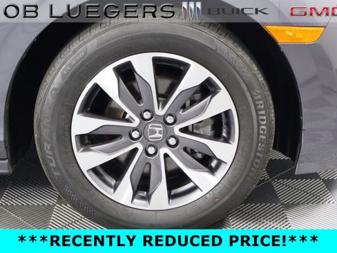 Used 2023 Honda Odyssey EX-L image 3