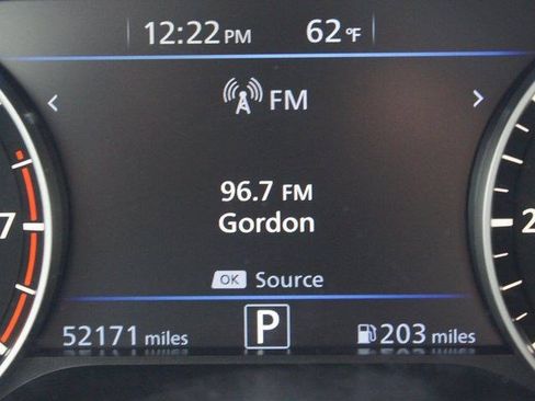 Used 2023 Nissan Altima 2.5 SV image 4