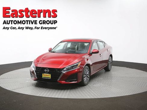 Used 2023 Nissan Altima 2.5 SV w/ SV Premium Package AWD/4WD image 53
