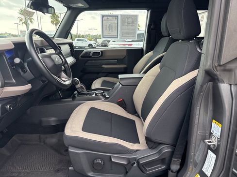 Used 2022 Ford Bronco Big Bend image 13