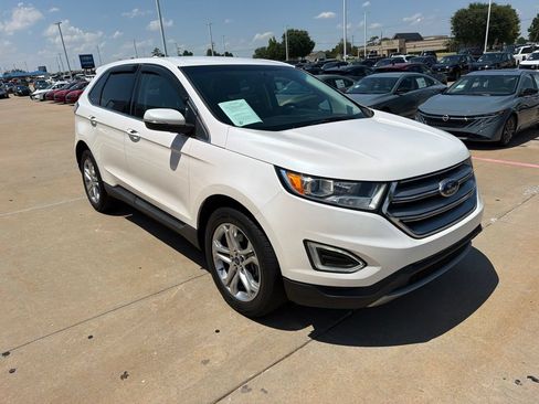 Used 2018 Ford Edge Titanium w/ Technology Package AWD/4WD image 7