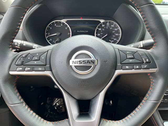 Used 2022 Nissan Sentra SR w/ Lighting Package FWD image 19